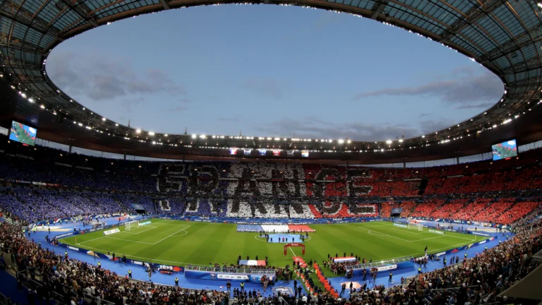 uefa champions league 2022 host - Stade de France